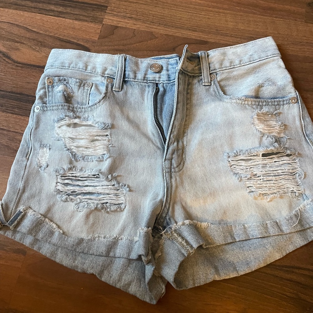 Arie shorts